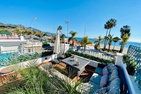 Apartamento En Primera Linea De Playa Nerja Zewnętrze zdjęcie