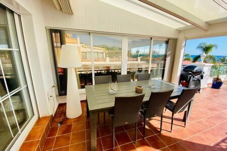 Apartamento En Primera Linea De Playa Nerja Zewnętrze zdjęcie